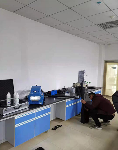 南陽市環(huán)境監(jiān)測(cè)站PF-300非甲烷總烴分析儀交貨現(xiàn)場(chǎng)