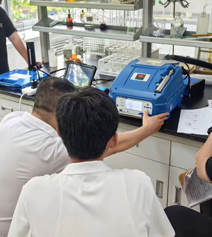 PF-300便攜式非甲烷總烴測試儀交付驗(yàn)收