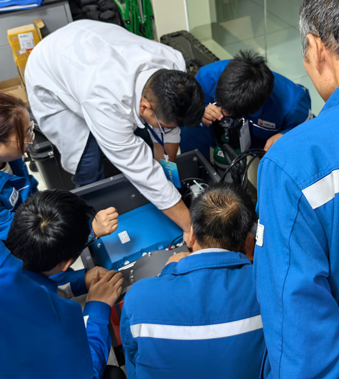 慶陽某石化公司PF-300非甲烷總烴分析儀交付驗(yàn)收